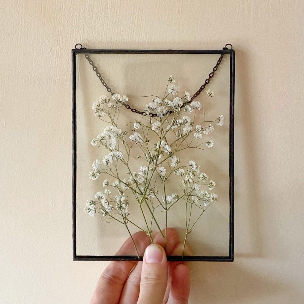 L’art des fleurs Une création avec les fleurs séchées